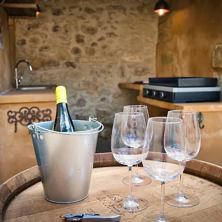 De Charme Uzes De 10 A 24 Personnes La Bastide-dʼEngras