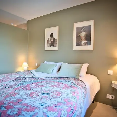 De Charme Uzes De 10 A 24 Personnes Prázdninový dům *