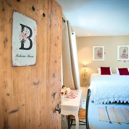 Prázdninový dům De Charme Uzes De 10 A 24 Personnes