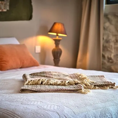別荘 De Charme Uzes De 10 A 24 Personnes La Bastide-dʼEngras