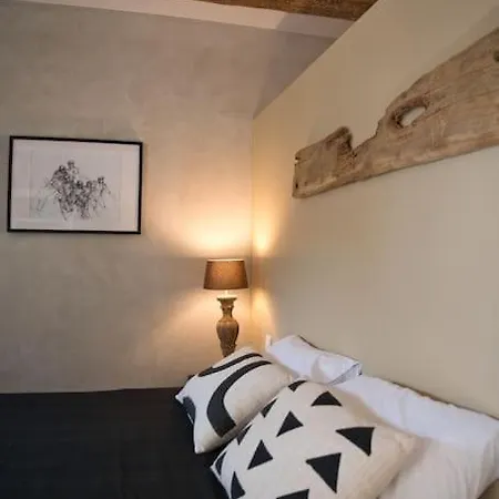 De Charme Uzes De 10 A 24 Personnes La Bastide-dʼEngras
