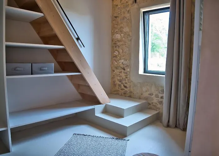 De Charme Uzes De 10 A 24 Personnes Tatil Evi